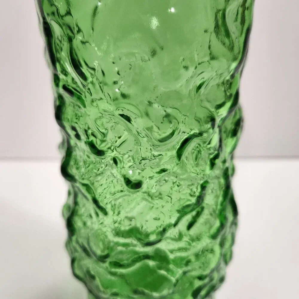 Vintage E. O.  Brody Co. Cleveland Ohio Green Crinkle Glass Vase 8.5
